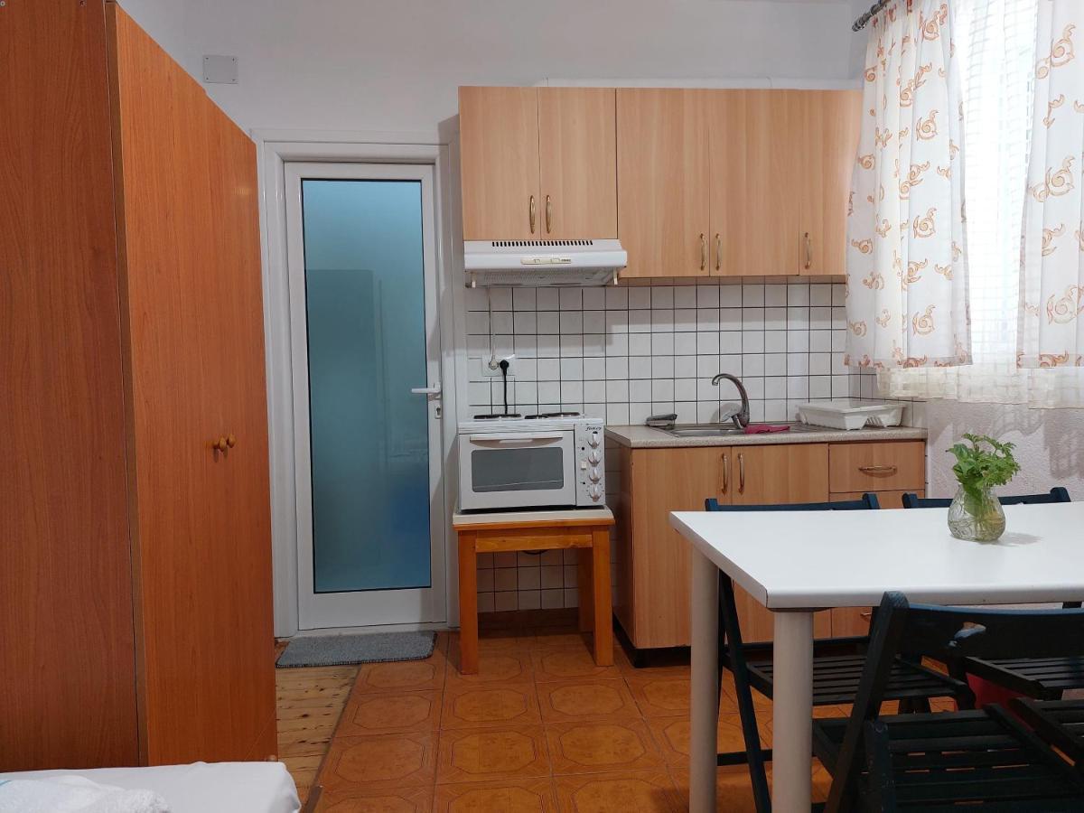 הימארה Garden Holiday Studios מראה חיצוני תמונה
